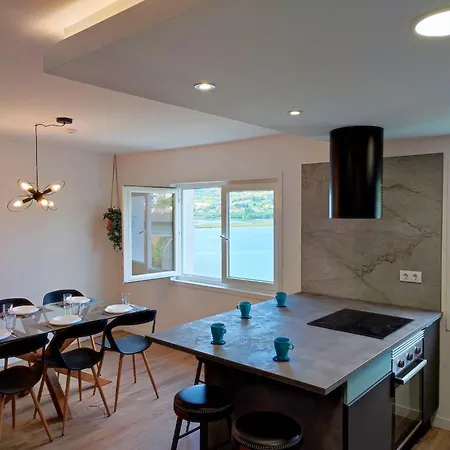 Apartamento O Paseo, 5 Estrellas. *