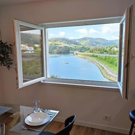 O Paseo, 5 Estrellas. Pontedeume