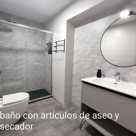 Apartman O Paseo, 5 Estrellas. Puentedeume