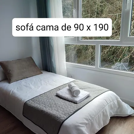 O Paseo, 5 Estrellas. * Puentedeume