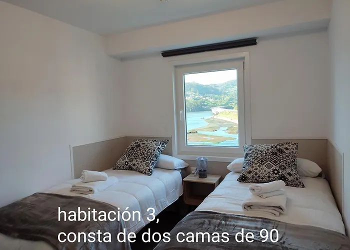 O Paseo, 5 Estrellas. *